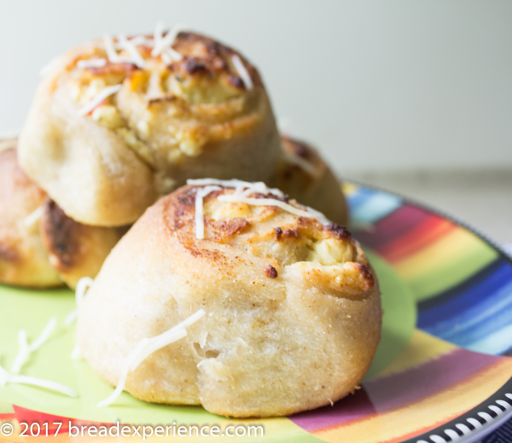 Kefir Milk Tootmaniks Gotovo Testo-Bulgarian Cheese Buns