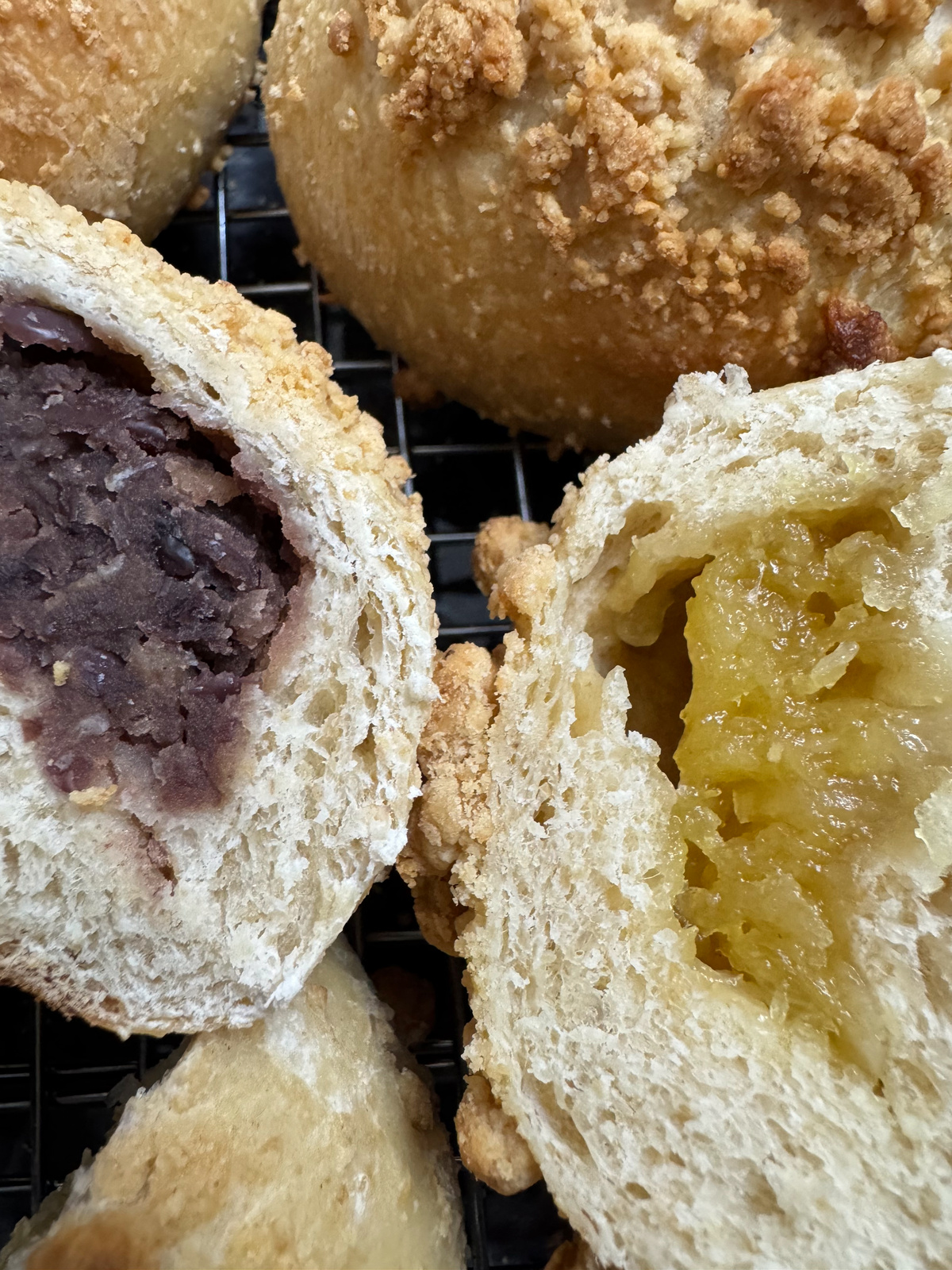 Soboro Ppang filled with pineapple jam and red bean paste