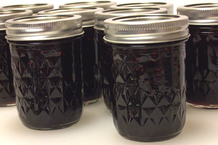 Blackberry Jam ready to eat