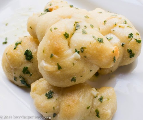 Sourdough Garlic Knots