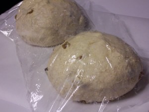 golden-raisin-bread 009