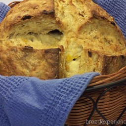 Granola Bread with Dried Fruit