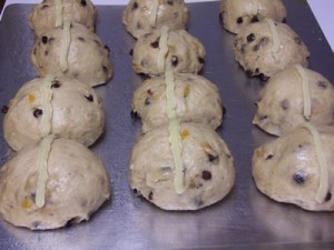 hot-cross-buns 042