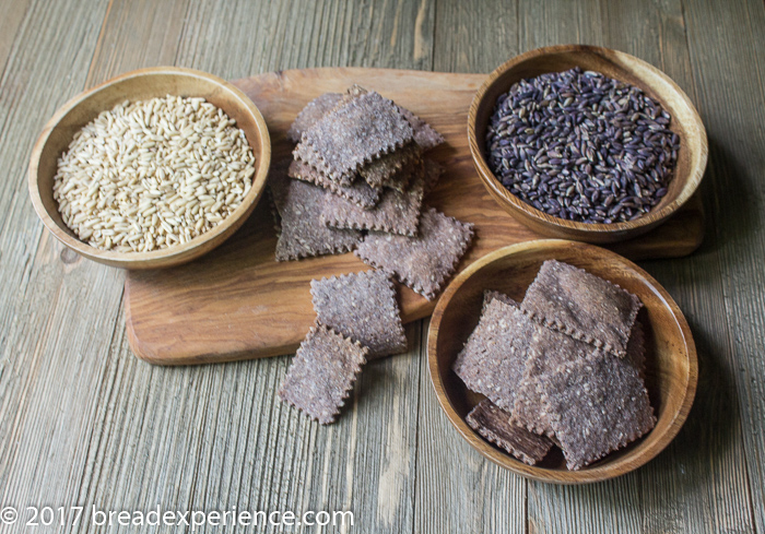 Norwegian Crispbreads with Oats and Purple Barley