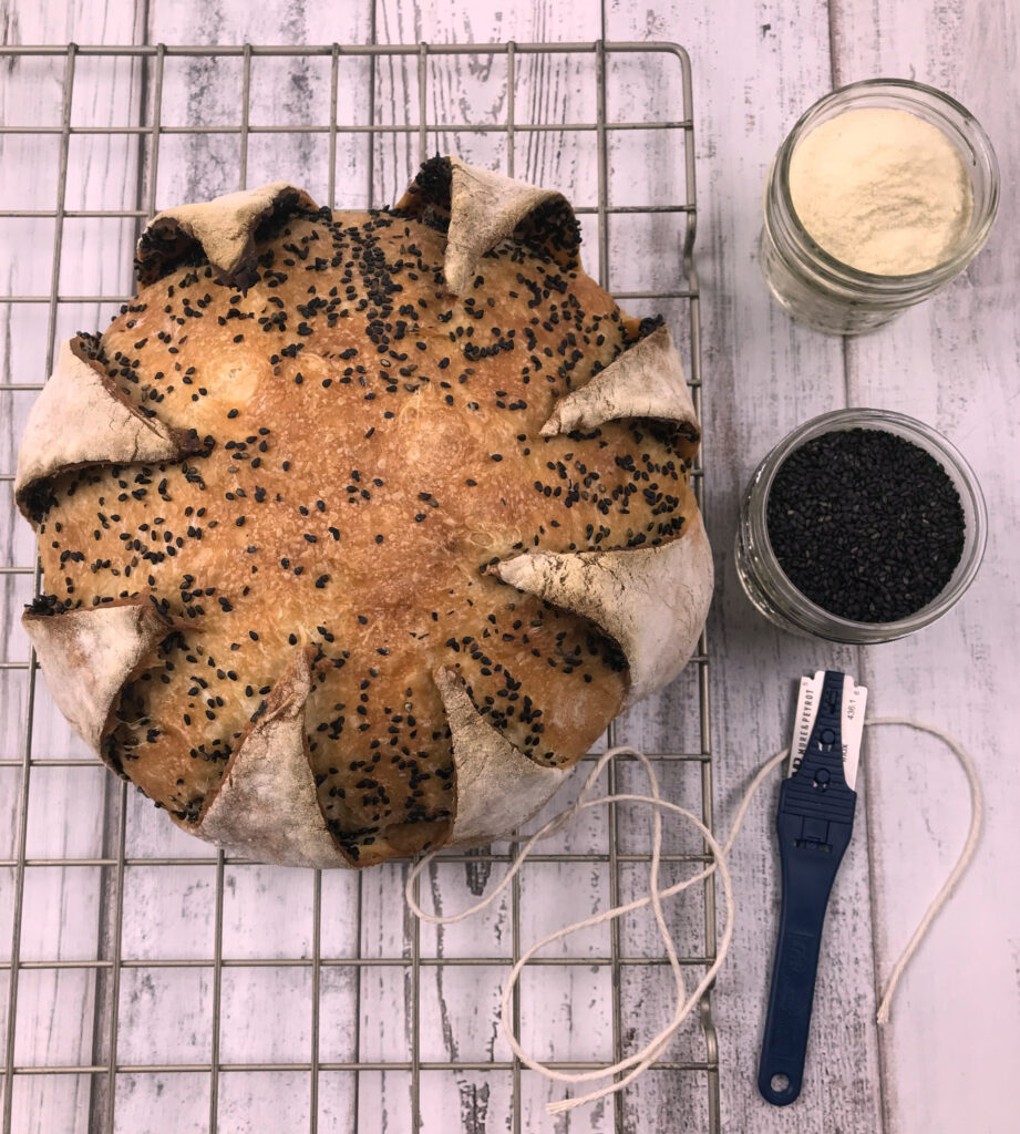 Pane Incamiciato with semola rimacinata, black sesame seeds, bread lame & string