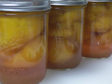 pickled ginger peaches