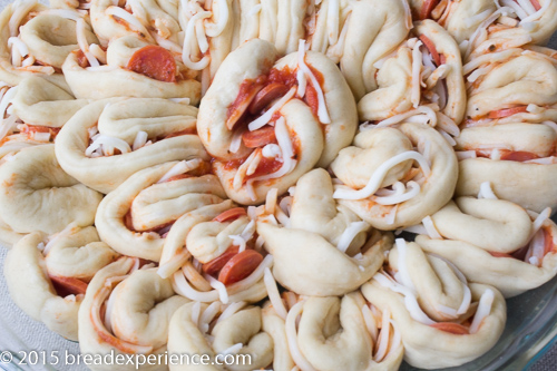 Shaped Pizza Chrysanthemum Bread