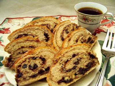 praisin-bread-for-thanksgiving-21687387