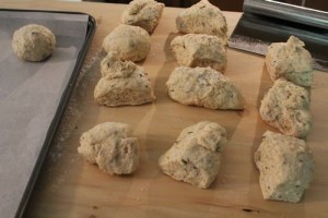 quinoa-onion-rosemary-rolls_119