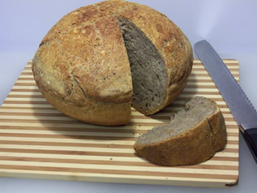 Roasted Garlic Bread in Pot