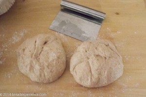 roasted-garlic-spelt-bread-7