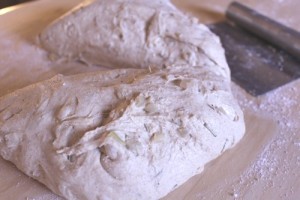 roasted-onion-spelt-einkorn-levain_136