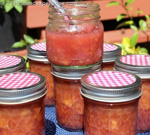 blackberry peach butter in jars