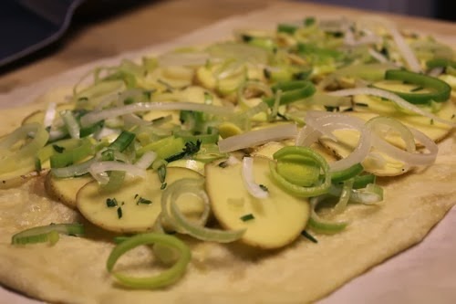 semolina-spelt-potato-pizza_107