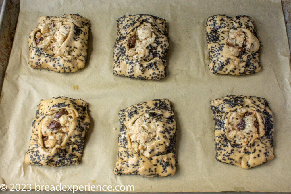 Shaped flaounes ready to bake