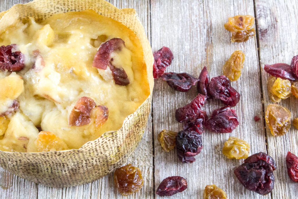 Mini Panettones with dried fruit and candied fruit