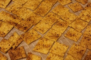 sourdough-semolina-fennel-seed-crackers_0004