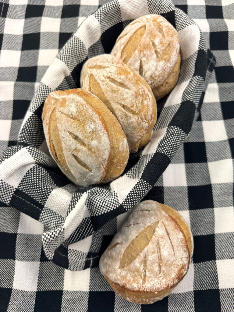 Tabatière: French Snuffbox Loaf (Overnight Poolish)