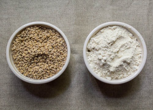 Einkorn Berries and Milled Flour